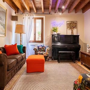 Appartement à 3 Chambres à Coucher