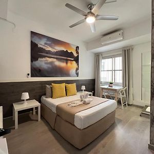 Valencia Suits You - ADULTS ONLY Rooms, Auto Check in&Bikes available