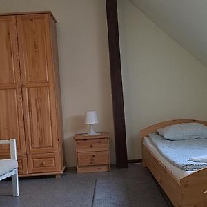 Chambre Budgétée Lit King-Size