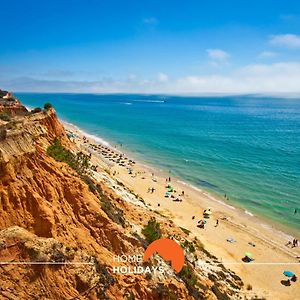 #063 Beach Flat By Home Holidays