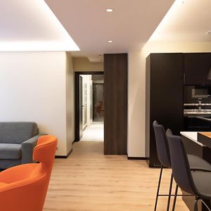 Suite Montrachet 4 Personnes Vue Cathedrale 1 Place De Parking