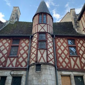 Appartement à 3 Chambres à Coucher