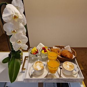 Cuma Suites