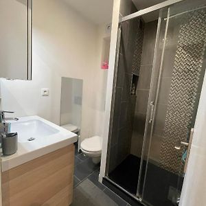 Appartement à 2 Chambres à Coucher