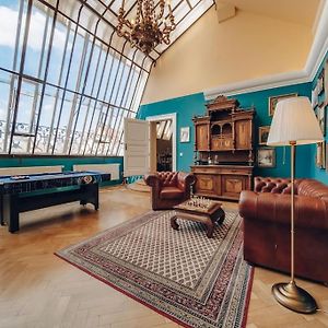 Appartement à 3 Chambres à Coucher