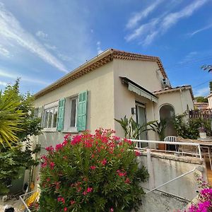 Villa à 3 Chambres à Coucher