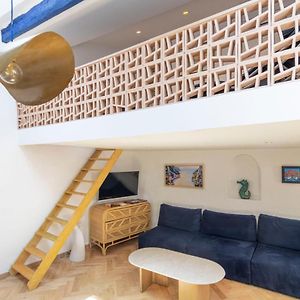 Appartement à 3 Chambres à Coucher