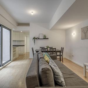 Appartement à 2 Chambres à Coucher