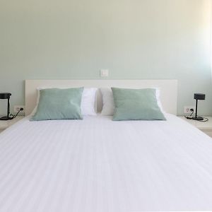 Apartment Fani With Free Private Parking