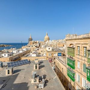Mesmerising Views For A 2Br Apt In The Capital By 360 Estates