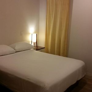Studio Junior Lit King-Size