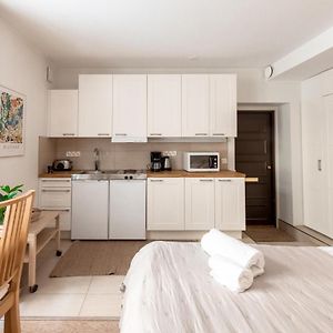 2Ndhomes Bright Studio By The Esplanade Park