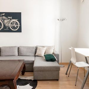 Appartement à 2 Chambres à Coucher