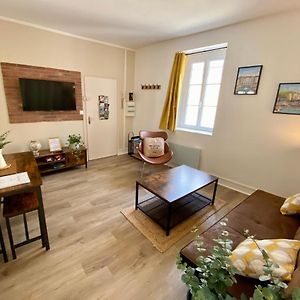 Appartement à 2 Chambres à Coucher