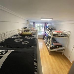 Dormitory Room Mixed