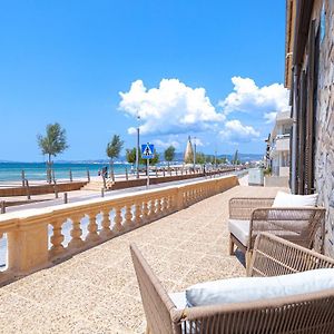 Villa au Bord de la Mer