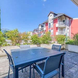 Appartement à 3 Chambres à Coucher