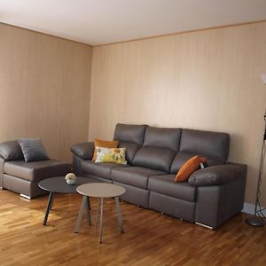 Appartement à 2 Chambres à Coucher