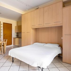 Bright Studio With Balcony By Wonderful Italy