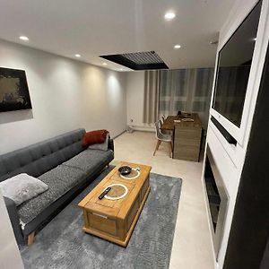 Appartement à 2 Chambres à Coucher