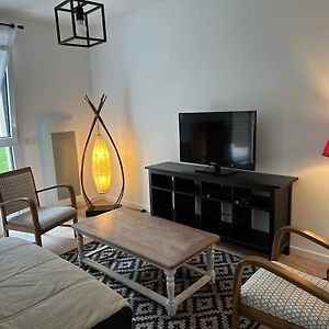 Appartement à 2 Chambres à Coucher