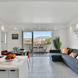 Appartement à 2 Chambres à Coucher