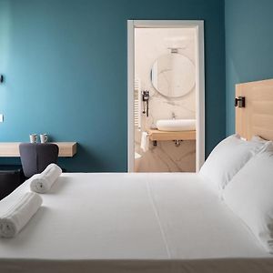 Nolana 28 Rooms In Naples