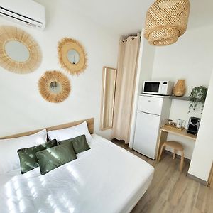 Chambre Climatisee Lit Double Dans Villa - Proche Centre Tramway