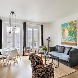 Appartement à 2 Chambres à Coucher
