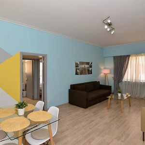 Athens Central Apartment In Front Of Metro Syntagm