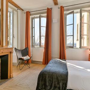 Appartement à 3 Chambres à Coucher