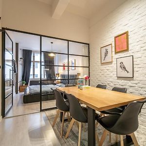 Sunny Central Apartment On Wenceslas Square By Easybnb