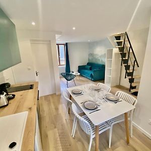 Appartement à 2 Chambres à Coucher