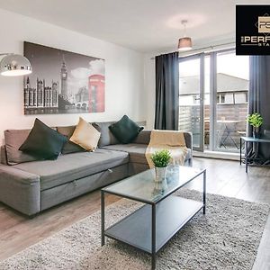 Appartement à 2 Chambres à Coucher