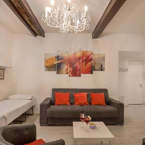 Florence Little Suite