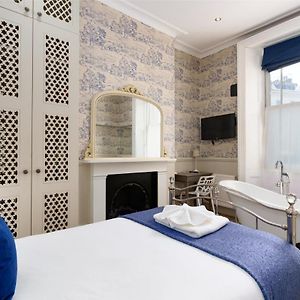 Private Bathroom Room