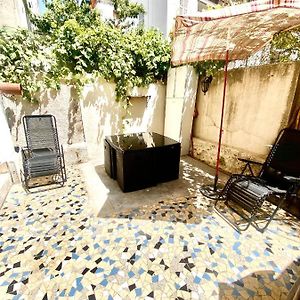 Charmant T2 en Rez-de-jardin terrasse + parking