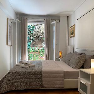 Chic Urban Living: Apartment In Acropolis-Koukaki