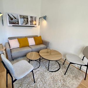 Appartement à 2 Chambres à Coucher