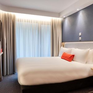 Chambre Standarde Lit Queen-Size avec Accès aux Personnes Handicapées