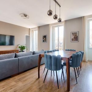 Appartement à 3 Chambres à Coucher