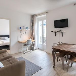 Appartement à 2 Chambres à Coucher