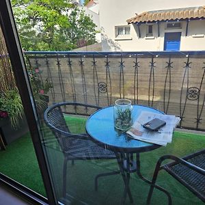 Appartement De Charme , Royan, Proche Mer Avec Balcon.