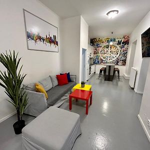 Party House Prague - Apartments Ve Smeckach 18, City Center!!