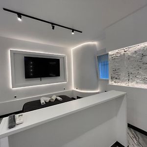 suite liv 5 stars centro la latina