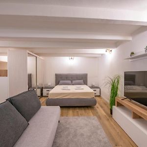 Borsarihouse Wifi & Smarttv