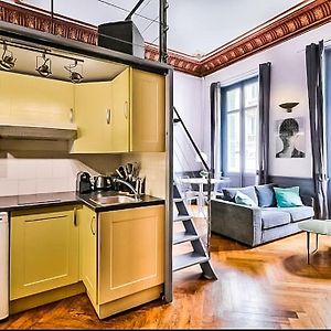 Appartement Chic & Baroque Avec Parking Securise