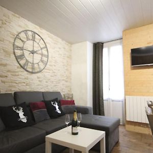 Appartement à 3 Chambres à Coucher