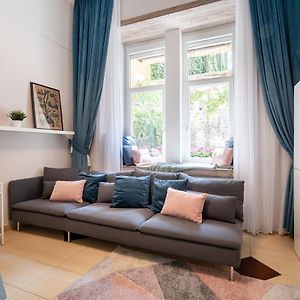 Short Trips Apartment