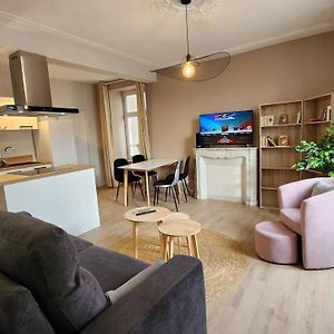 Appartement à 2 Chambres à Coucher